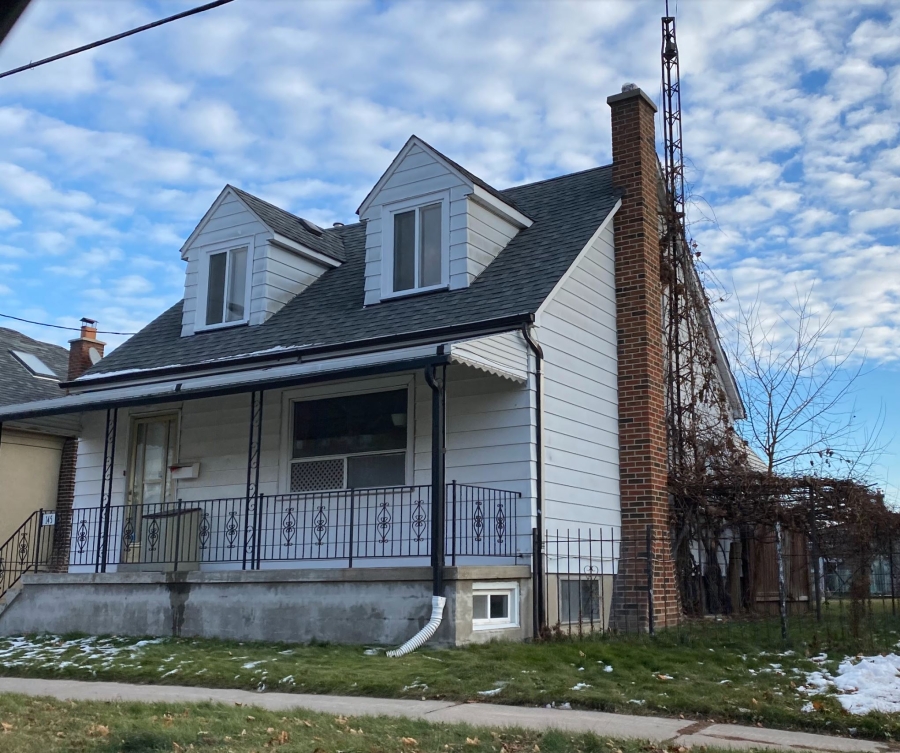 Street facing side of Ernest Avenue, 2022. (Image Courtesy of Jonathan Bonfada)
