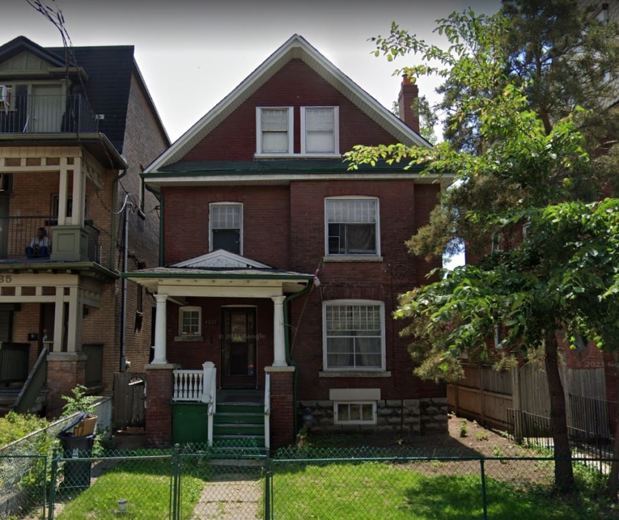 1337 King Street West, Toronto - June 2021 - Image via Google Streetview