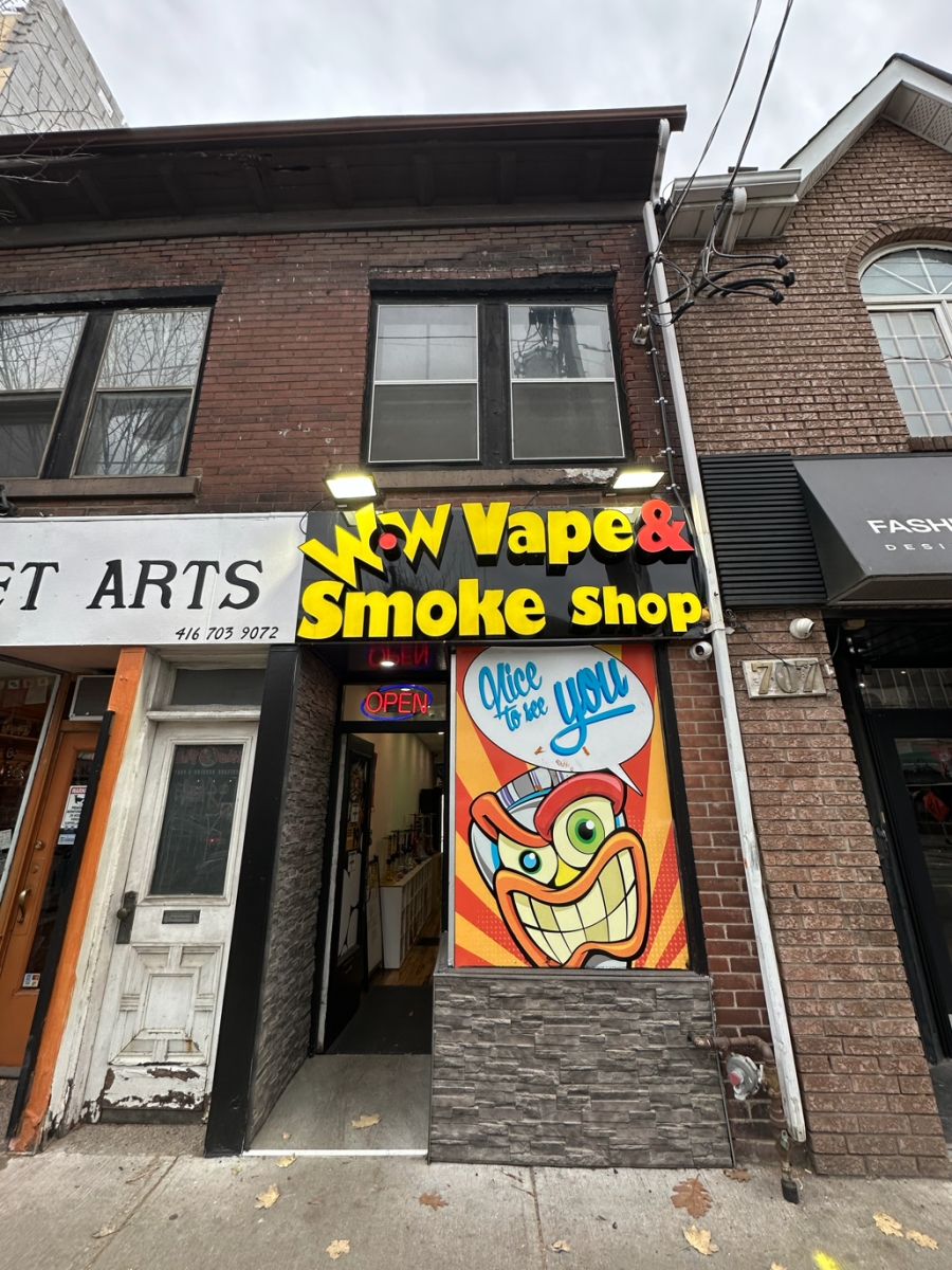 Wow Vapes & Smoke Shop viewed from the north in November 2025. (Photo credit: Maleeha Ali.) 